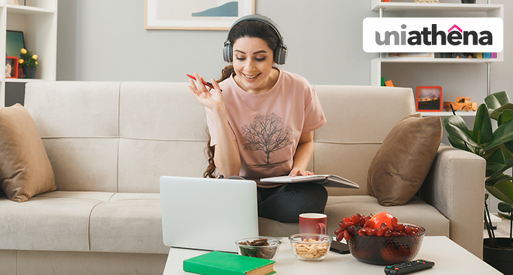 Top 10 Online Courses for Housewives