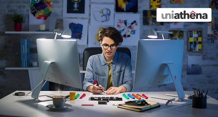 How to Become a Graphic Designer?